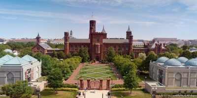 Aerial view of Castle and surrounding Smithsonian museums.