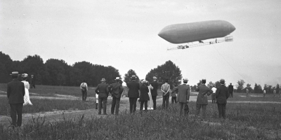 dirigible
