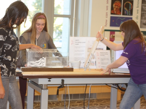 youth volunteers
